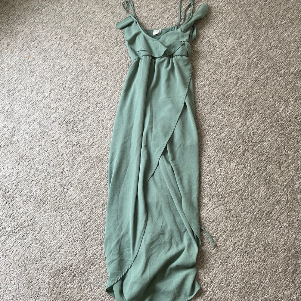 Safe green long dress